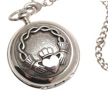 Pocket - Solid pewter fronted mechanical skeleton pocket - Claddagh design 61
