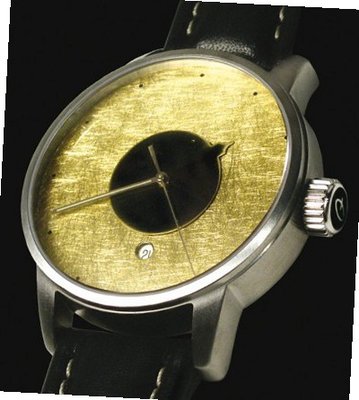 Angular Momentum Tec & Art Cat-Scratch