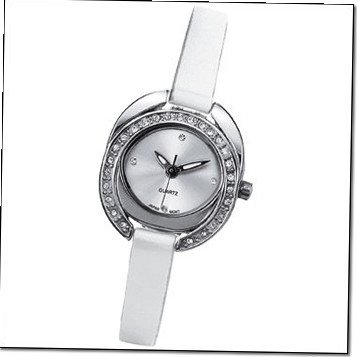 Embellished Bezel Circle (White)
