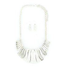 Blazin Roxx 29395 Silver and Crystal Bars Jewelrys Set Silver