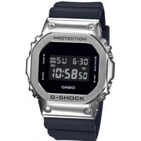 Casio GM-5600-1D