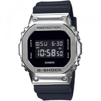 Casio GM-5600-1ER