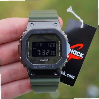 Casio GM-5600B-3CR