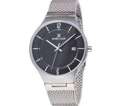 Daniel Klein DK11819-2