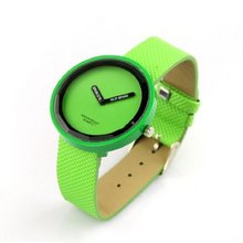 Eeleva New Stylish Silicone Jelly Quartz Calendar Unisex Wrist Wrist