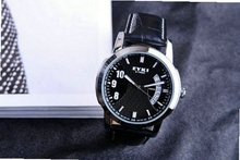 Ufingo-Modern FashionBusiness Calendar Quartz For /Boys-Black Leather Strap Black Dial