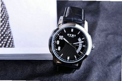 Ufingo-Modern FashionBusiness Calendar Quartz For /Boys-Black Leather Strap Black Dial