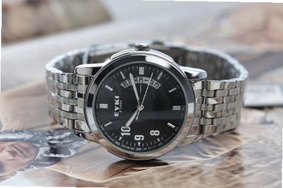 Ufingo-Modern FashionBusiness Calendar Quartz For /Boys-Steel Strap Black Dial