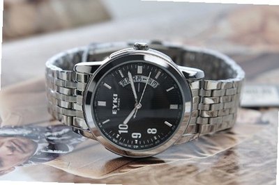 Ufingo-Modern FashionBusiness Calendar Quartz For /Ladies/Girls-Steel Strap Black Dial