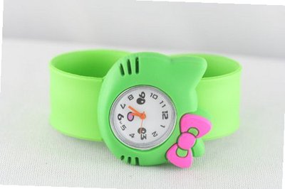 New in Box Cute Hello Kitty Case Silicone Jelly Kids Girls Fashion