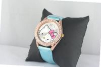 New in Box Hello Kitty Dial Crystal Case Blue Shiny Leather Ladies Girls