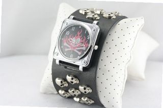 New in Box Skull Dial Wide Cuff Black Leather Punk Rock