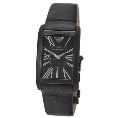 Classic Color: Black / White