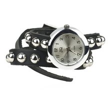 iB-iP Rivet Oxhide Dress Wrist