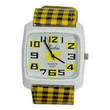 Fashionable Rectangle Dial Plaid Wristband Quartz