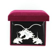 Lightning Ridge 29975 Flowing Mane Horse Head Jewelry Set Silver