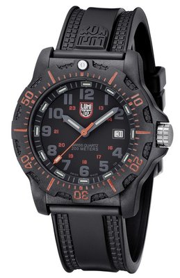 Luminox LAND 8815