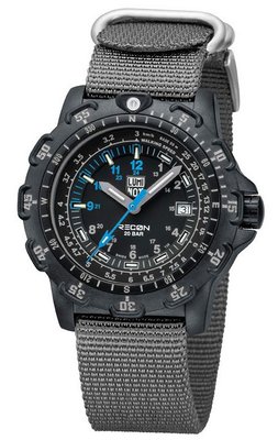 Luminox LAND 8823