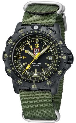 Luminox LAND 8825