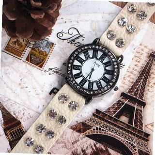 MagicPieces Handmade Vintage Style Leather For  Round Rhinestone Dial White