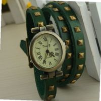 umagicpieceswatches MagicPiece Handmade Vintage Style Leather For  Triple Wraps Leather with Square Rivets in 7 Colors: Green 