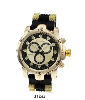 Large Black/gold Bullet Band Silicon Strap Wrist with Heavy Gold Case