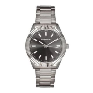 Monument The Exec Fluted Bezel