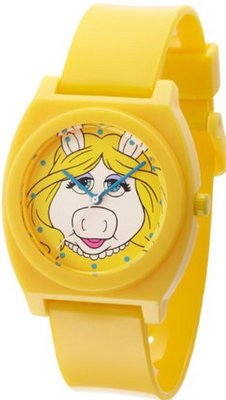 Muppets MU1005 Miss Piggy Dial Yellow Plastic Strap