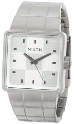 Nixon Quatro