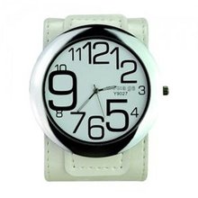 Elegant PU Leather Band Round Dial Big Digit Quartz Movement with Waterproof and Stainless Steel Back -White