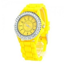 Geneva Exquisite Silicone Wristband Crystal Rhinestone Quartz Movement With Round Dial For -Yellow