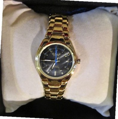 DESIGNER CLASSIC OMAX LADIES WATER-RESISTANT WRIST WATCH