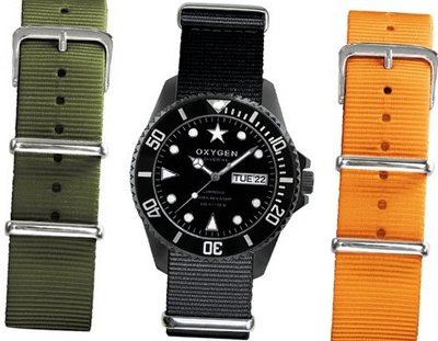 Oxygen Moby Dick Black 44 Set unisex quartz with black Dial analogue Display and multicolour nylon Strap EX-D-MBB-44-3S