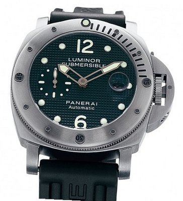 Panerai Contemporary Luminor Submersible Titanio