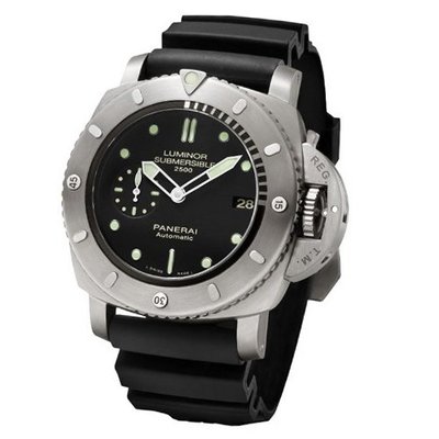Panerai Special Editions Luminor Submersible 1950 2500m 3 Days Automatic Titanio