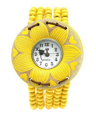 uShoushockie Yellow Wood Resort Stretch Wrist Size 6" to 8" 