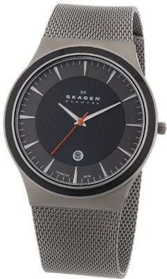 Skagen 234XXLT Carbon Fiber Dial Titanium Mesh
