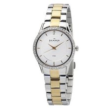 Skagen 347SSGX Swarovski Elements Crystal Adorns the top ring