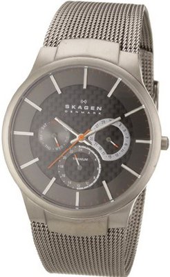 Skagen 809XLTTM Carbon Fiber Dial Titanium