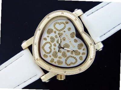 Swiss Master By Km Large Heart 12 Diamonds White