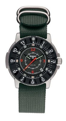 Traser Military Long Life P6502.X3D.3H.20