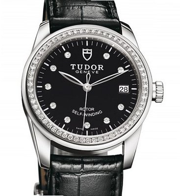 Tudor Glamour Glamour Date