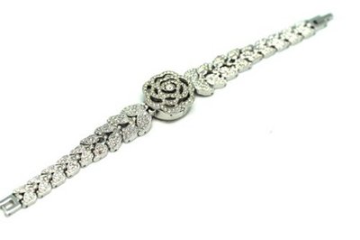 Rhinestone Studded Rose Bracelet Ladies Silver Tone Flower Wrist Fashion