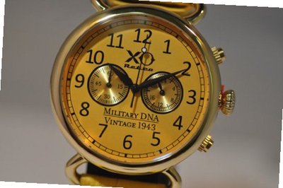 New XO Retro B-17 Flying Fortress WWII 1943 Military DNA Chronograph